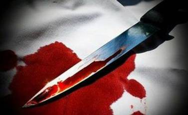 ΜΕ ΤΟ ΤΡΙΤΟ ΧΤΥΠΗΜΑ ΤΗΣ ΕΚΟΨΕ ΤΗΝ ΚΑΡΩΤΙΔΑ Πάτρα: Aλβανός έσφαξε τη μητέρα ενός παιδιού